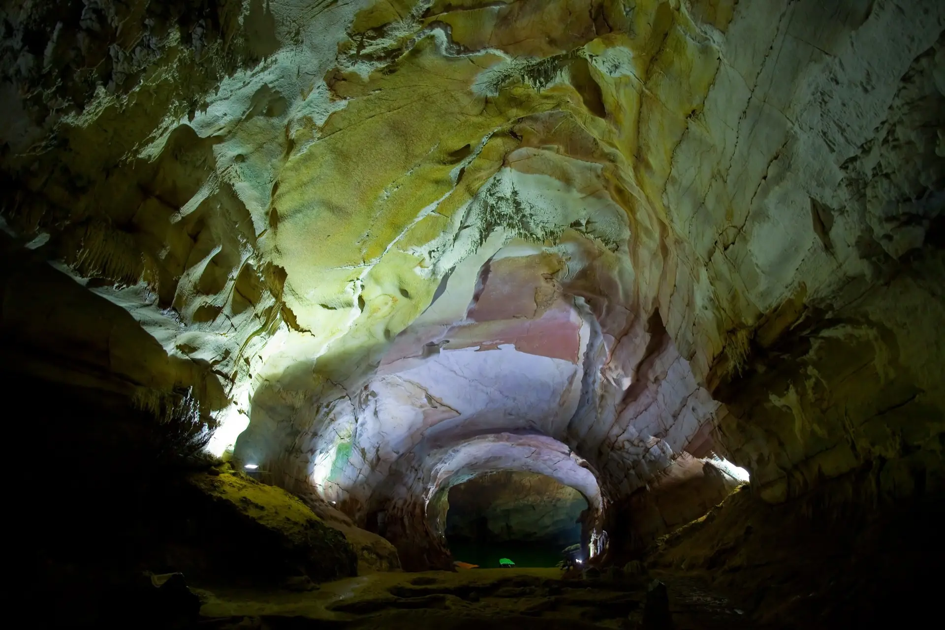Galerie souterraine du parc national de Phong Nha-Ke Bang